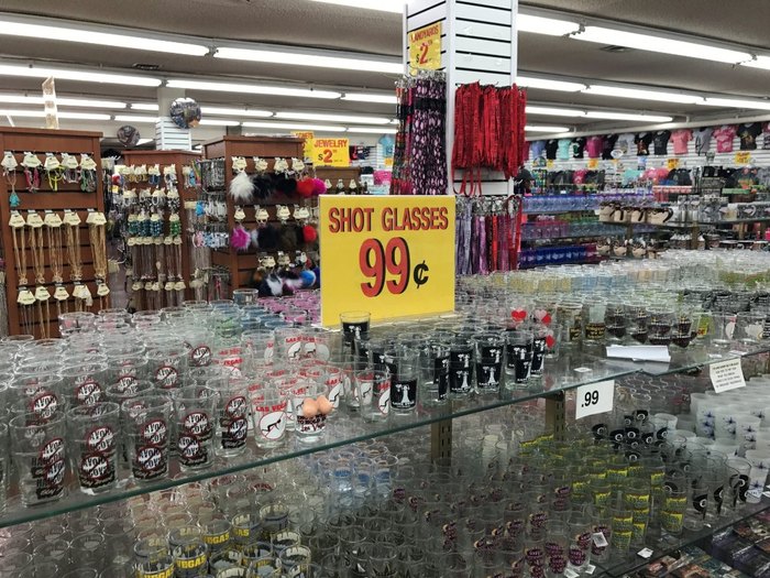 Worlds Largest Gift Shop image 4