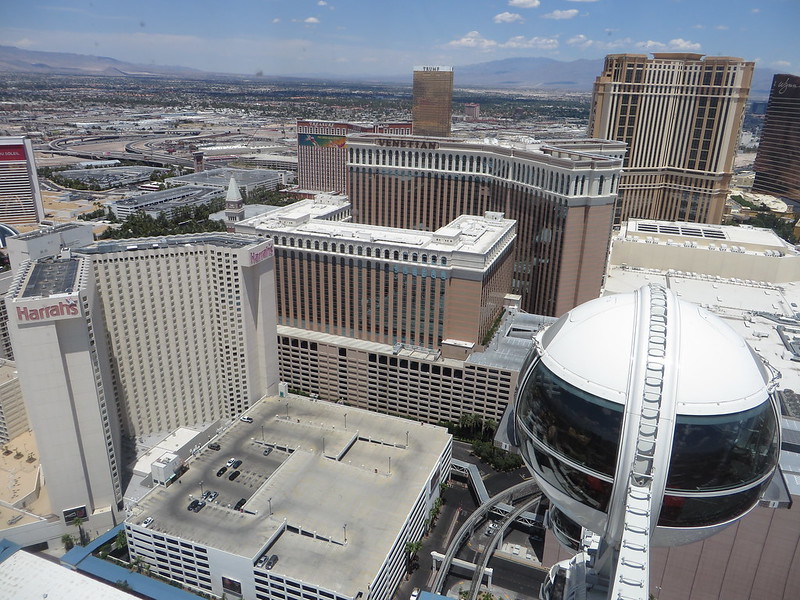 High Roller & Linq Promenade image 2