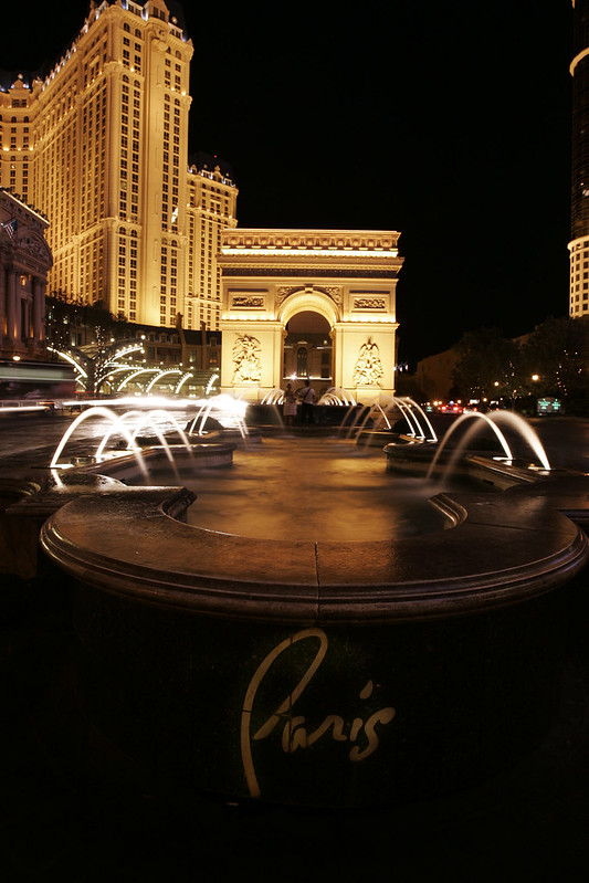 Paris Hotel Eiffel Tower image 4