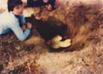 Hand of Faith Gold Nugget  image 4