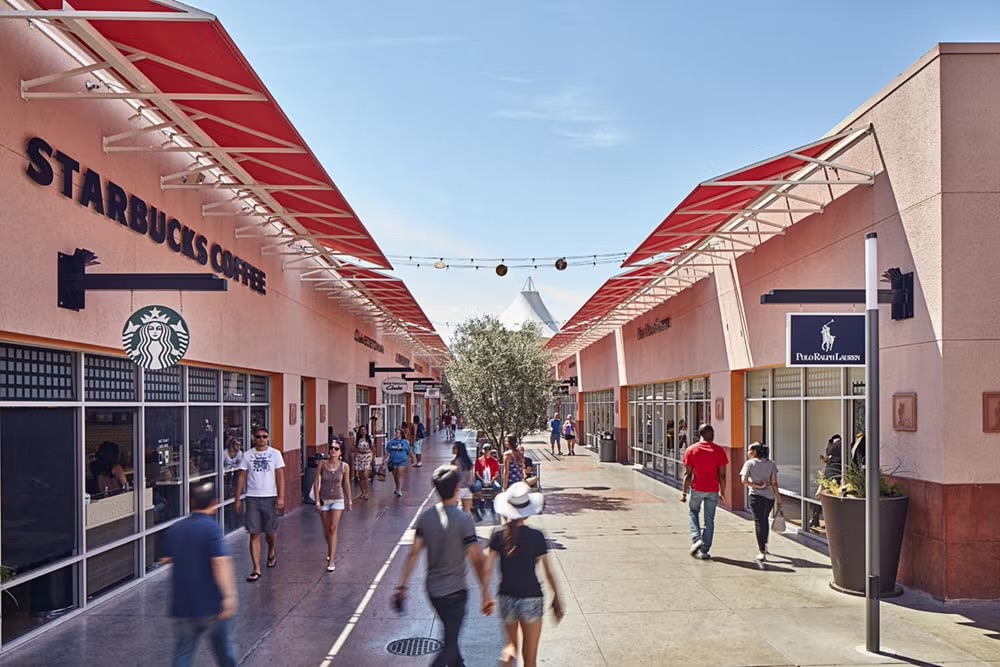 Premium Outlets North image 2