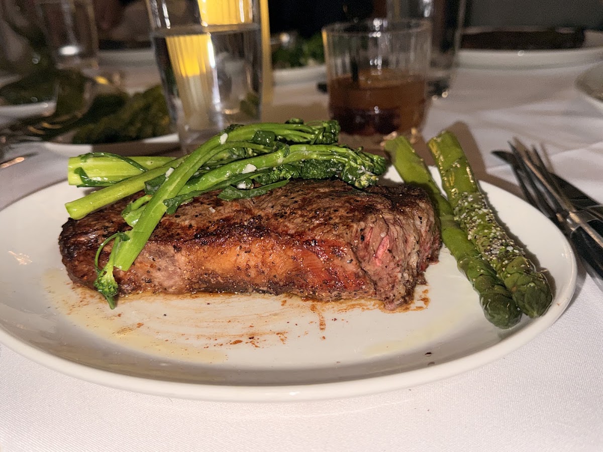 Del Frisco's Double Eagle Steakhouse image 3