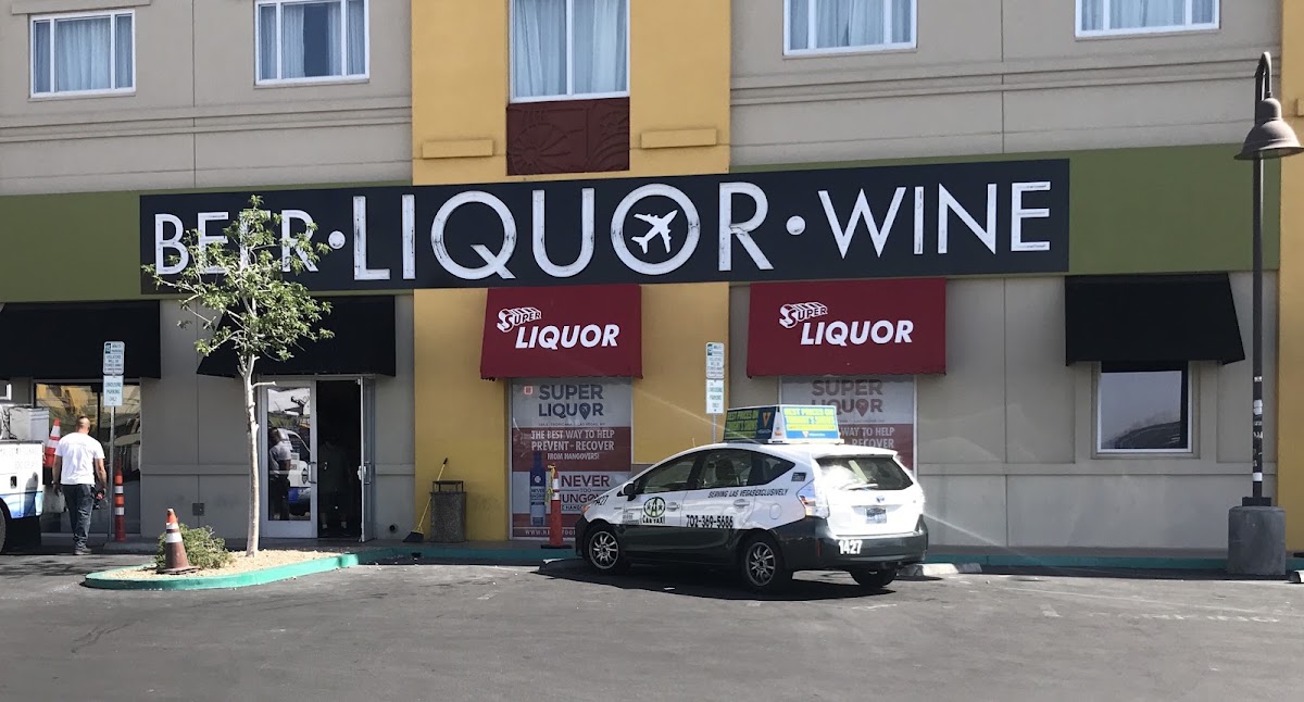 Super Liquor-Blue Green Plaza image 1