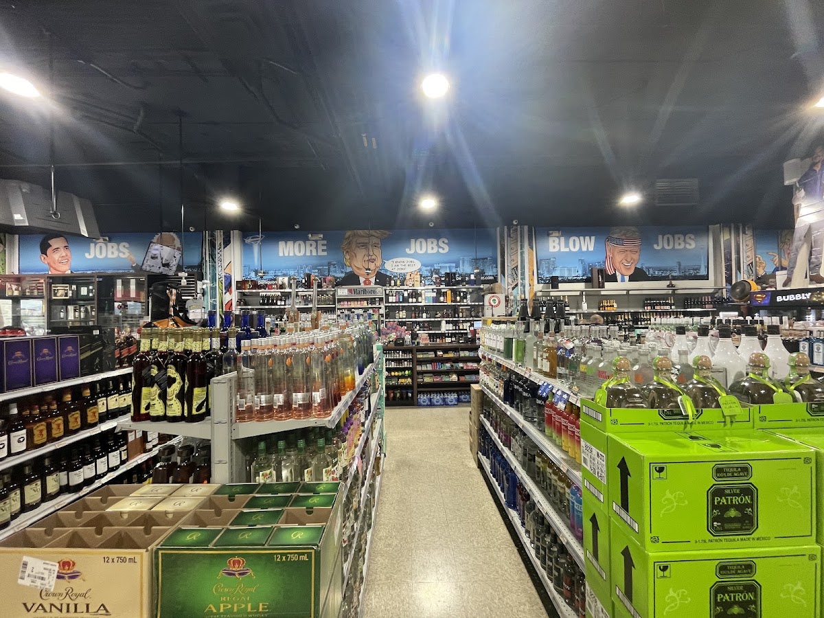 Super Liquor-Blue Green Plaza image 2