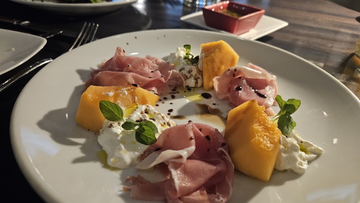 Ferraro's Ristorante image 3