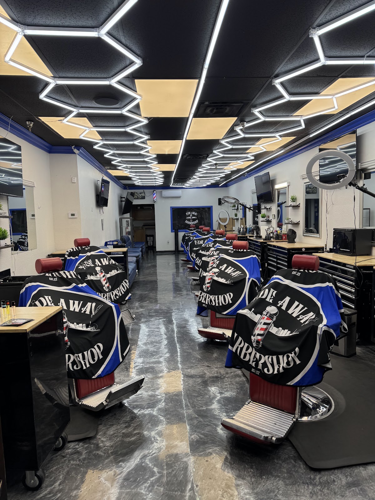 Fadeaway Barbershop image 2