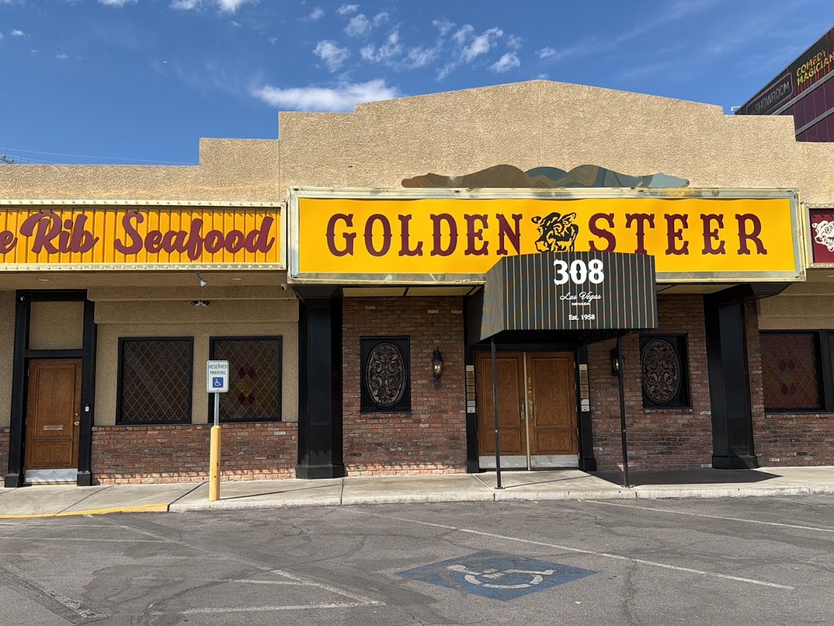 Golden Steer Steakhouse image 4